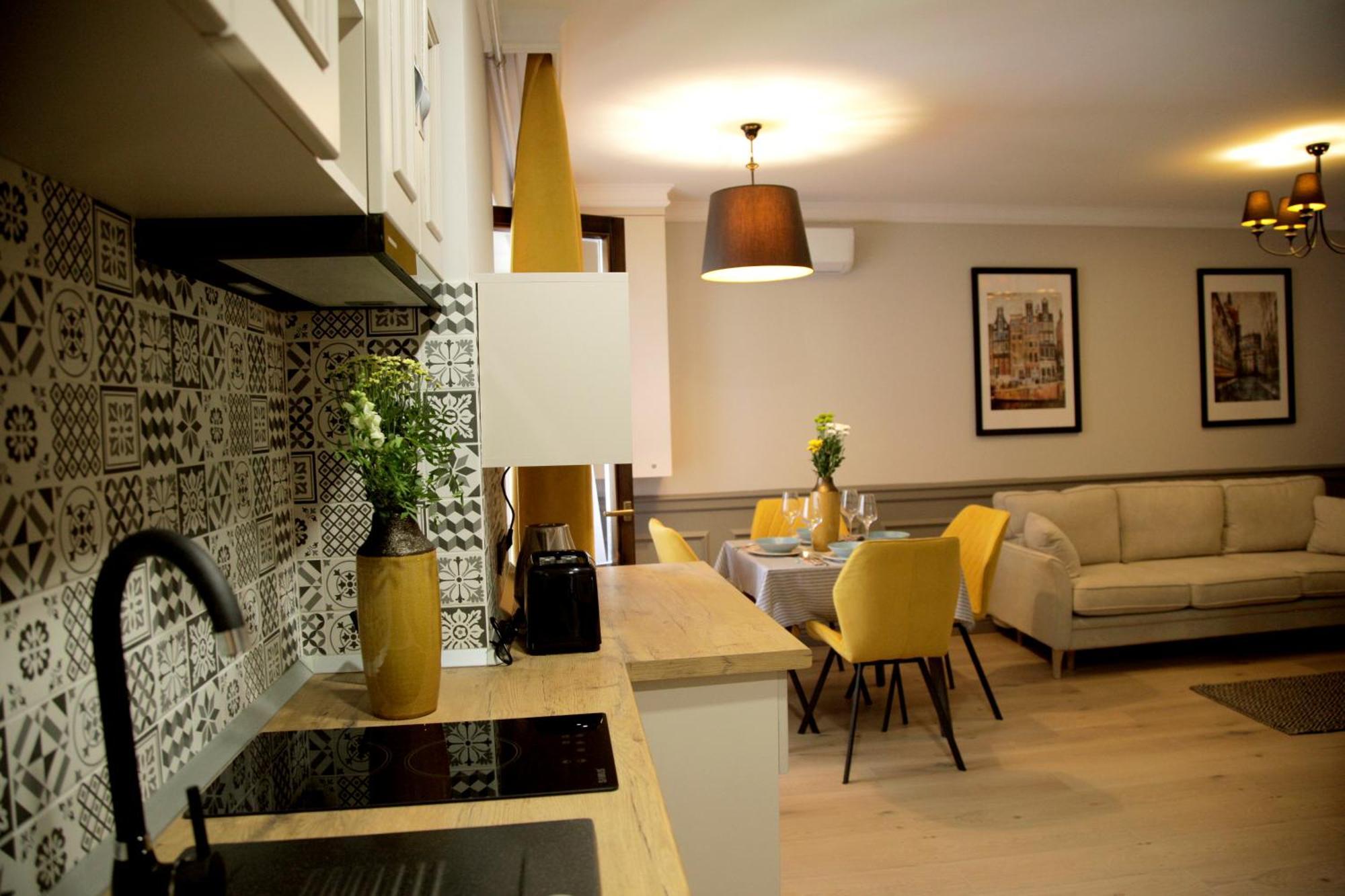Central Boutique Apartments Sighişoara Chambre photo